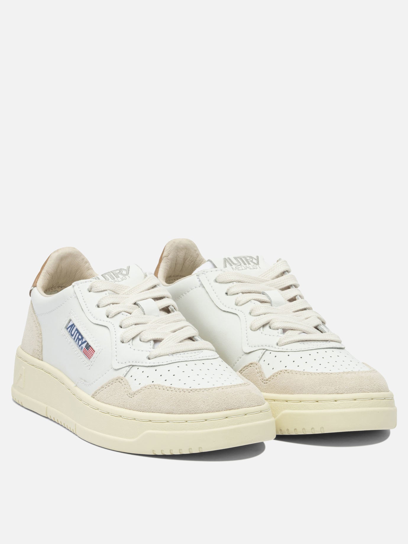 Low top sneakers 90% cow leather 10% nylon - 100% rubber  White - Autry Women | PDP | Replica Handbags  | 2
