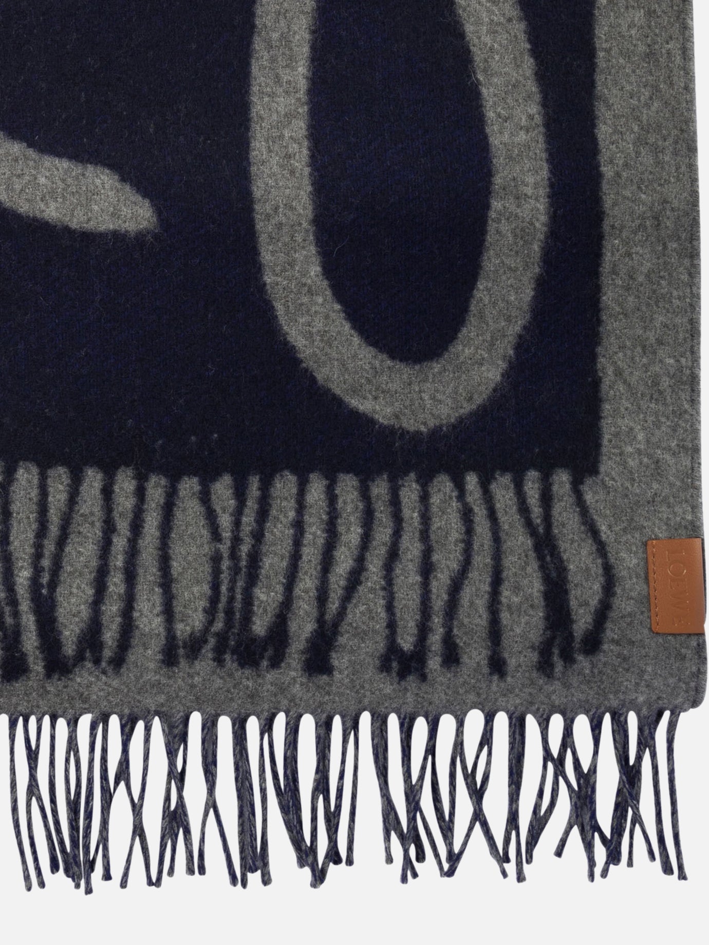 Fringed scarves 90% wool 10% cashmere  Grey - Loewe Men | PLP | Replica Handbags  | 2
